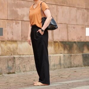 Uniqlo Wide Leg Pants Black, Linen Blend, Small, VGUC, Pleated W Pockets